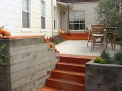 Concrete Retaining wall and steps