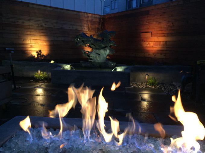 custom-fire-pit-with-focal-point