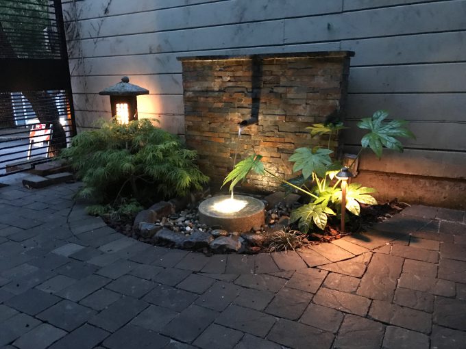 Example of stone background, common in Japanese garden design